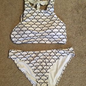 Cupshe Wave after Wave